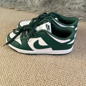 Nike Varsity Green Dunks